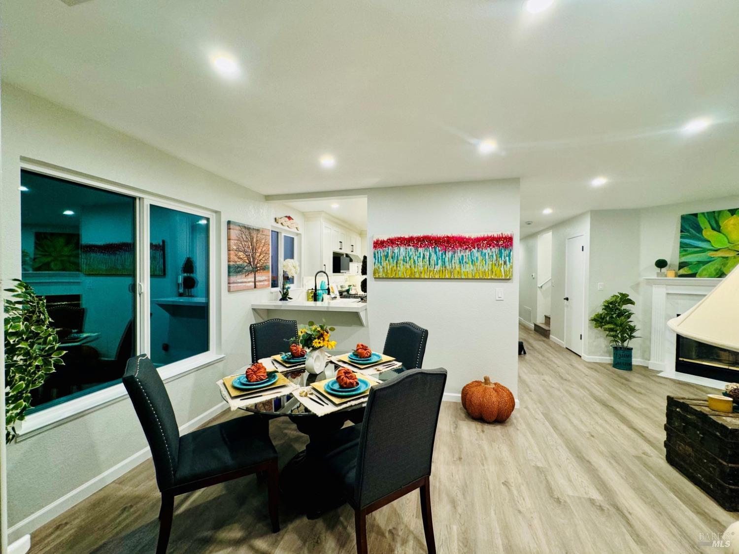 Detail Gallery Image 11 of 48 For 19 4th St, Richmond,  CA 94801 - 3 Beds | 2/1 Baths