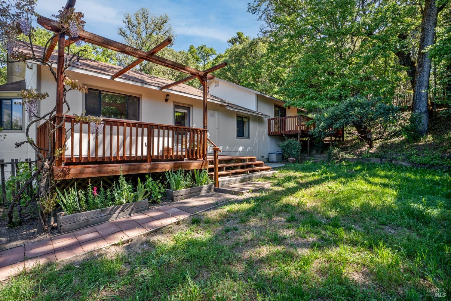Detail Gallery Image 26 of 34 For 1875 Road B Rd, Redwood Valley,  CA 95470 - 3 Beds | 2 Baths