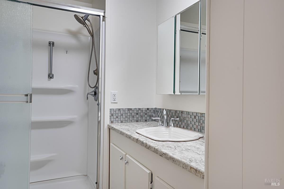 Detail Gallery Image 25 of 32 For 127 Coachman Ln 13, Santa Rosa,  CA 95404 - 2 Beds | 2 Baths
