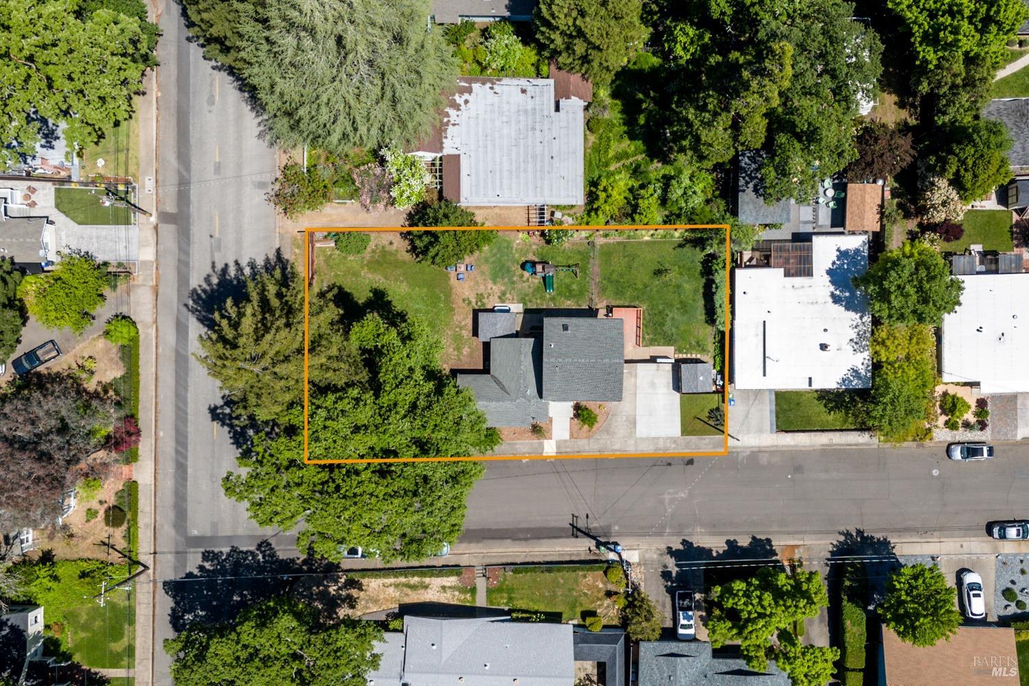 Detail Gallery Image 42 of 43 For 1207 W Clay St, Ukiah,  CA 95482 - 3 Beds | 2 Baths