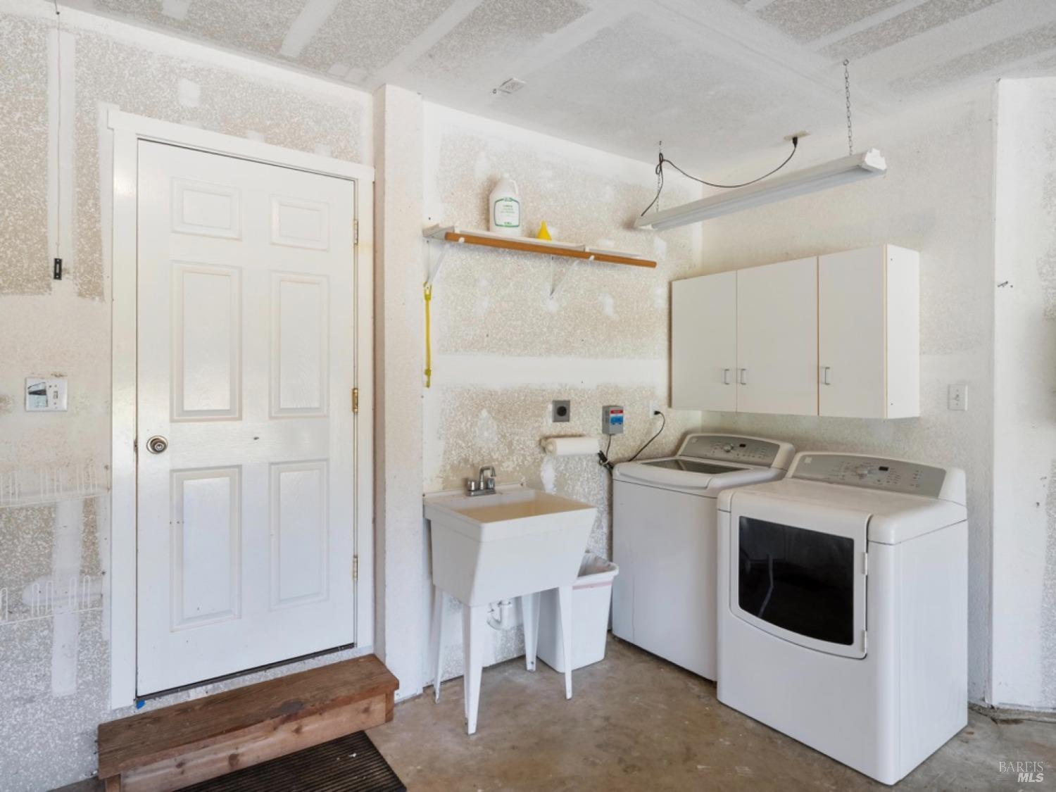 Detail Gallery Image 34 of 39 For 13350 Point Cabrillo Dr, Mendocino,  CA 95460 - 3 Beds | 2 Baths