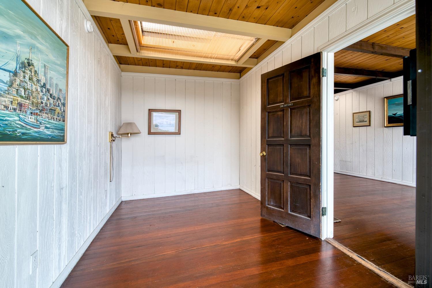 Detail Gallery Image 23 of 30 For 6 Yellow Ferry Dock Unkn, Sausalito,  CA 94965 - 2 Beds | 2 Baths