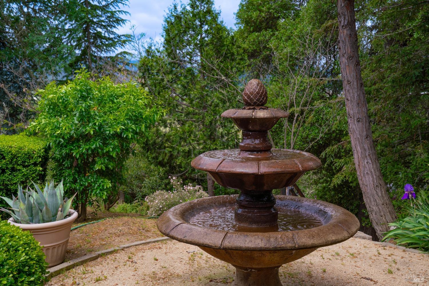 Detail Gallery Image 46 of 57 For 1340 Vista Verde Rd, Ukiah,  CA 95482 - 3 Beds | 2/1 Baths
