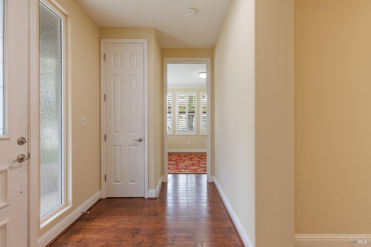 Detail Gallery Image 6 of 42 For 1105 Azuar Ave, Vallejo,  CA 94592 - 3 Beds | 2 Baths