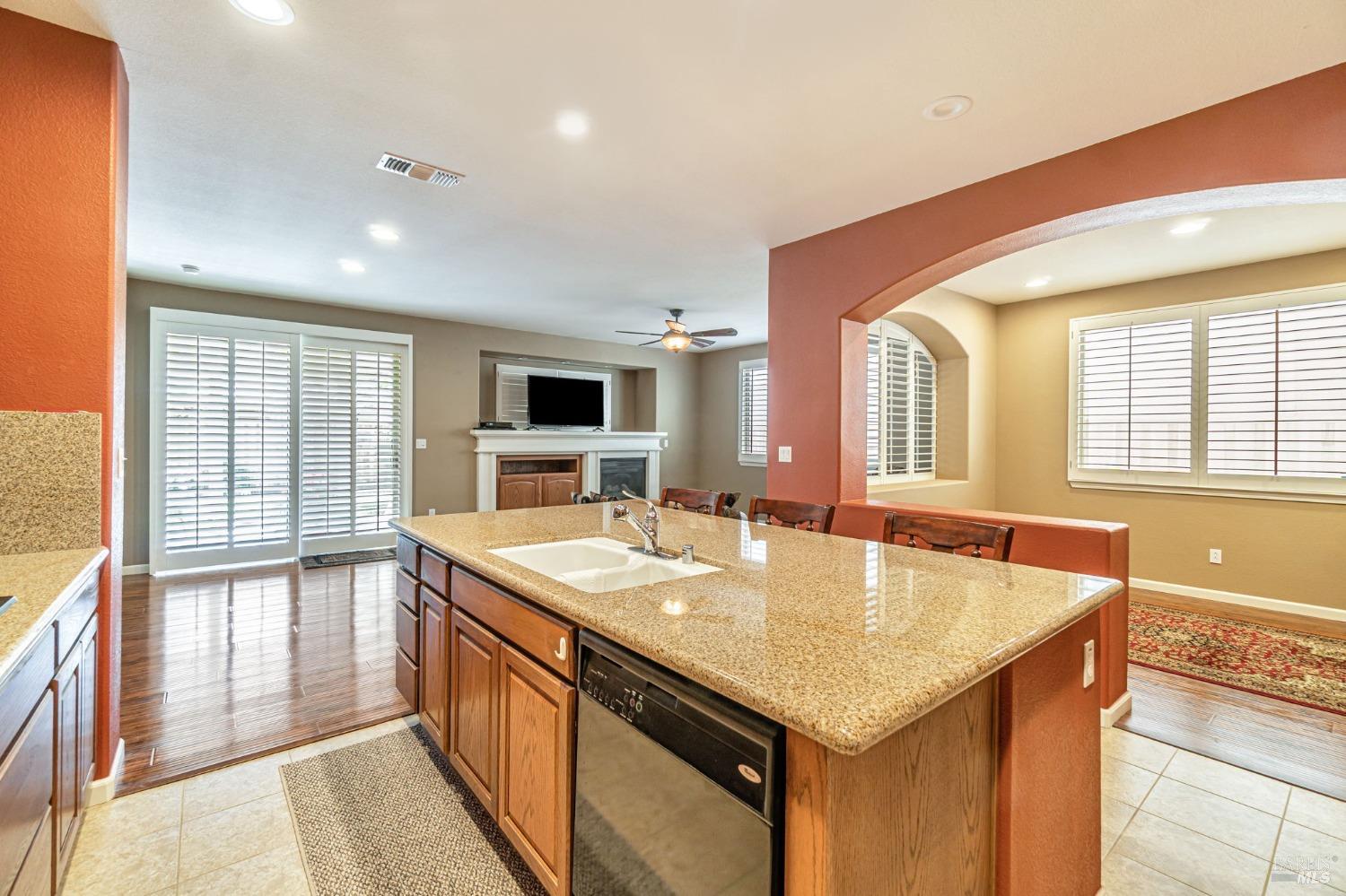 Red Sunset Court, Vacaville, California image 7