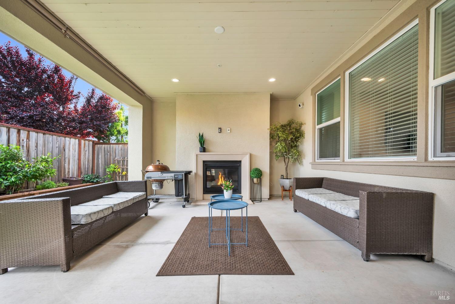 Detail Gallery Image 29 of 31 For 2543 Francisco Ave, Santa Rosa,  CA 95403 - 4 Beds | 3 Baths