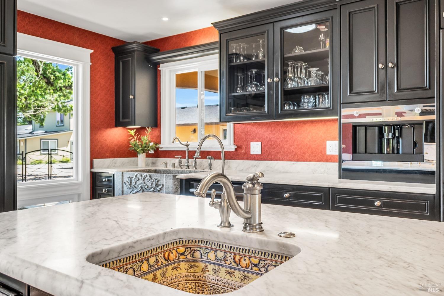 Detail Gallery Image 11 of 79 For 3950 Black Oak Dr, Santa Rosa,  CA 95401 - 4 Beds | 4/1 Baths