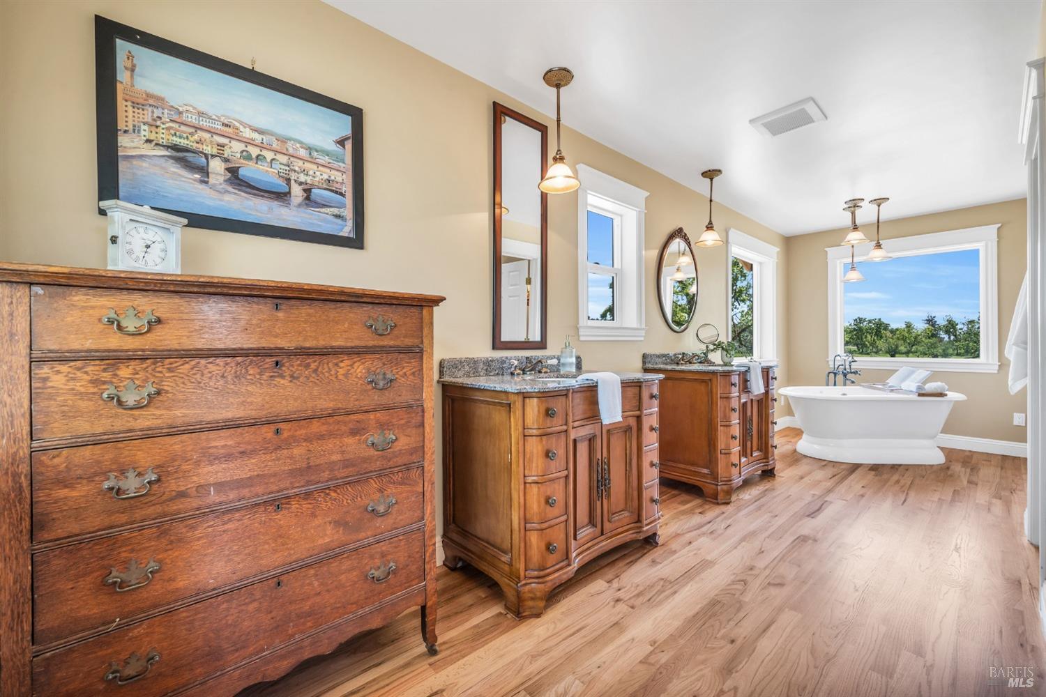 Detail Gallery Image 43 of 79 For 3950 Black Oak Dr, Santa Rosa,  CA 95401 - 4 Beds | 4/1 Baths