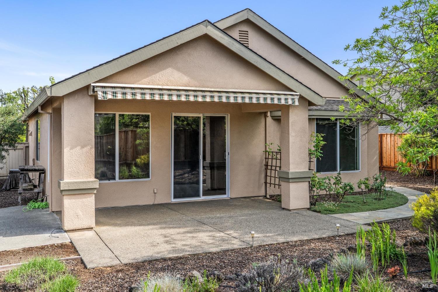 Detail Gallery Image 33 of 42 For 104 Plumeria Ct, Cloverdale,  CA 95425 - 2 Beds | 2 Baths