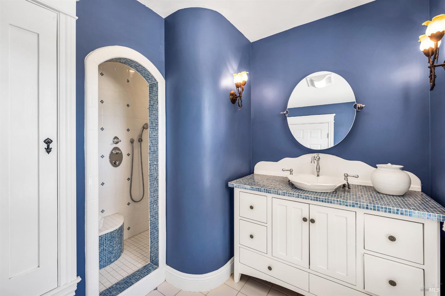 Detail Gallery Image 29 of 79 For 3950 Black Oak Dr, Santa Rosa,  CA 95401 - 4 Beds | 4/1 Baths