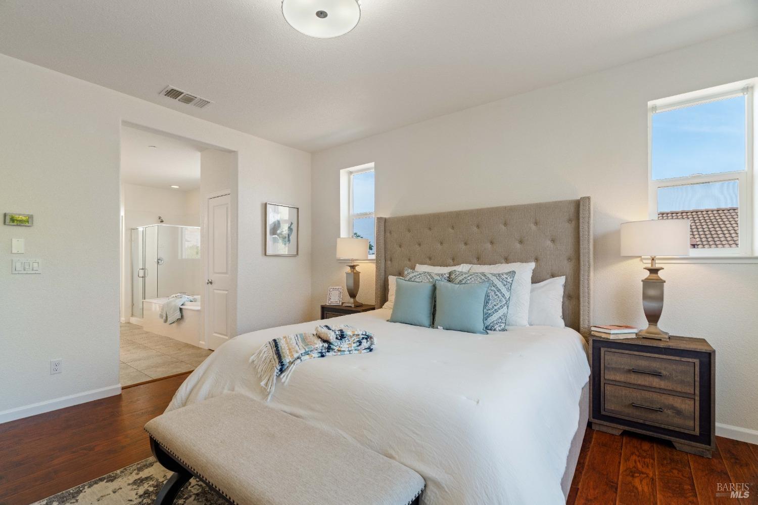Detail Gallery Image 33 of 51 For 2326 Ray Venning Ct, Fairfield,  CA 94533 - 4 Beds | 3/1 Baths