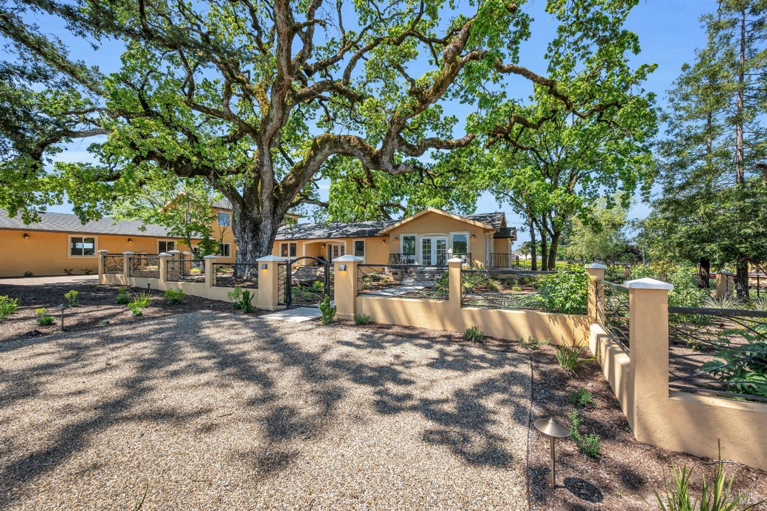 Detail Gallery Image 58 of 79 For 3950 Black Oak Dr, Santa Rosa,  CA 95401 - 4 Beds | 4/1 Baths