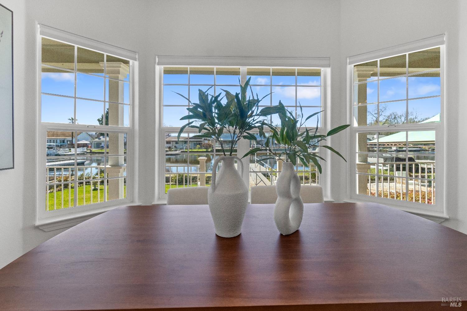 Detail Gallery Image 5 of 47 For 3193 Saint Francis Dr, Lakeport,  CA 95453 - 3 Beds | 2 Baths