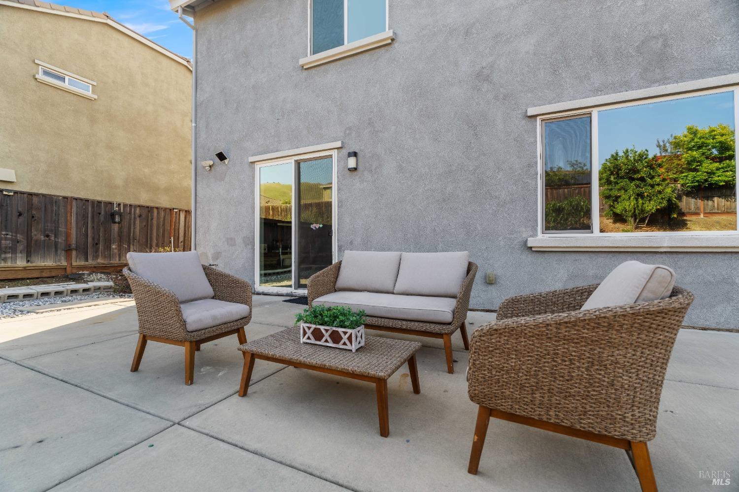 Detail Gallery Image 42 of 51 For 2326 Ray Venning Ct, Fairfield,  CA 94533 - 4 Beds | 3/1 Baths