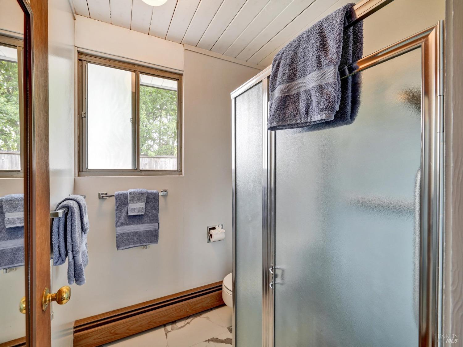 Detail Gallery Image 17 of 25 For 628 Bamboo Ter, San Rafael,  CA 94903 - 3 Beds | 2 Baths