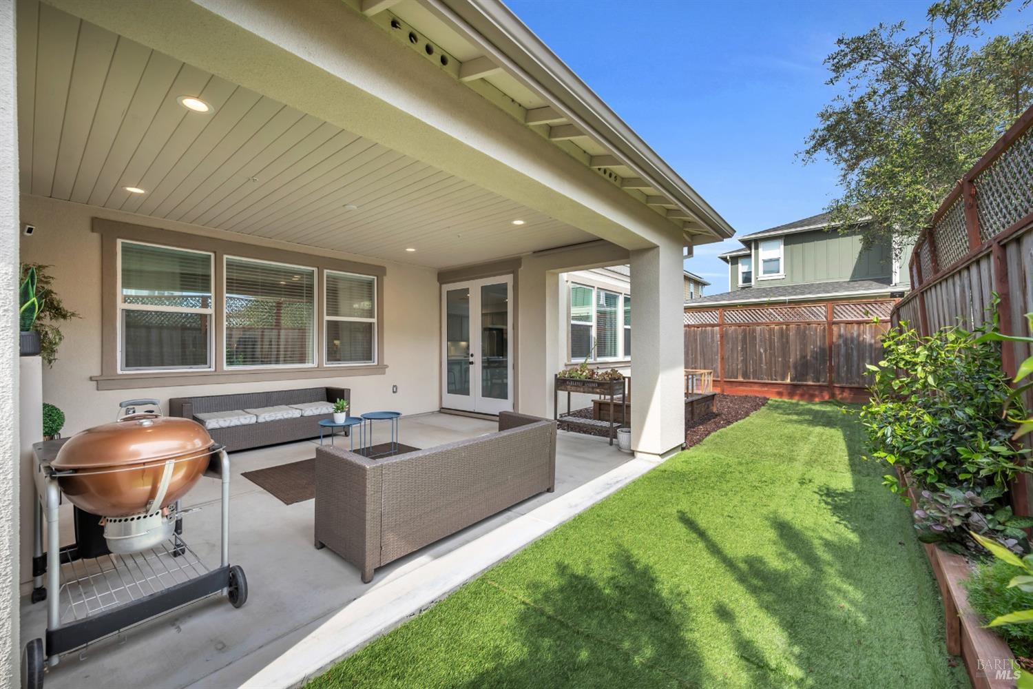Detail Gallery Image 31 of 31 For 2543 Francisco Ave, Santa Rosa,  CA 95403 - 4 Beds | 3 Baths