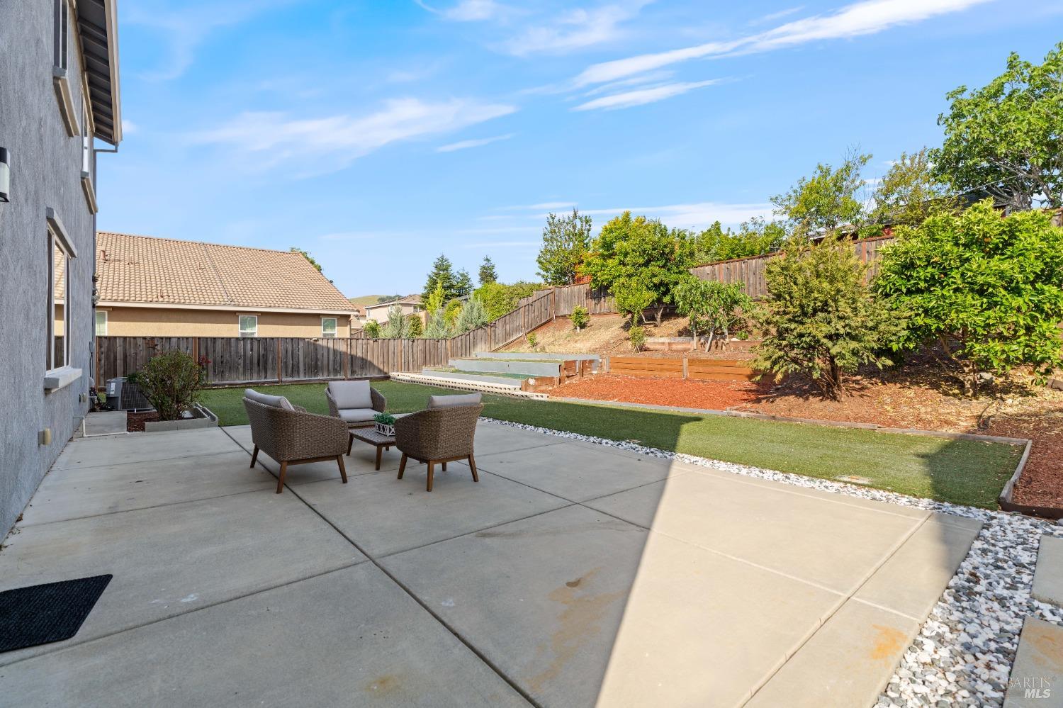 Detail Gallery Image 39 of 51 For 2326 Ray Venning Ct, Fairfield,  CA 94533 - 4 Beds | 3/1 Baths