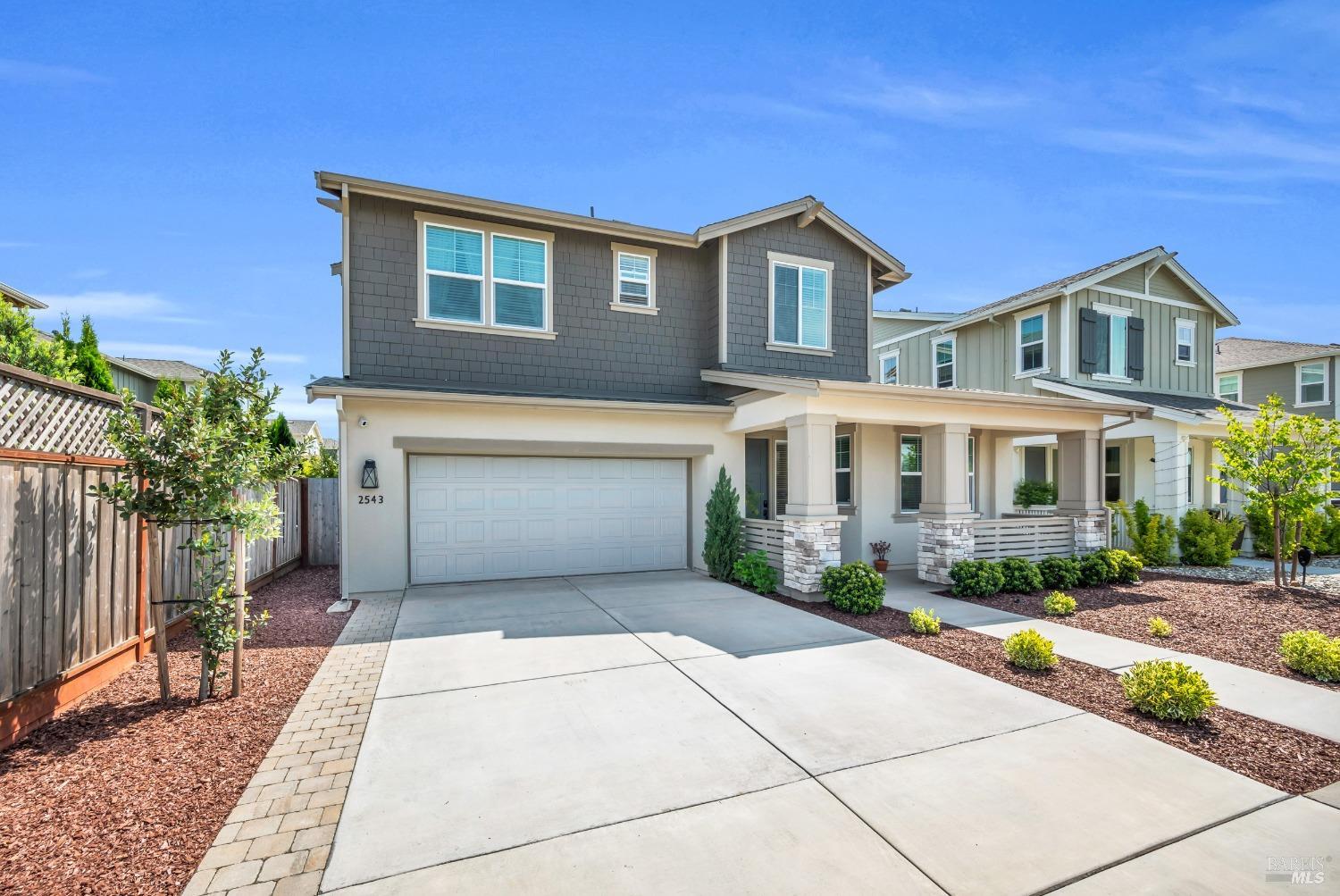 Detail Gallery Image 2 of 31 For 2543 Francisco Ave, Santa Rosa,  CA 95403 - 4 Beds | 3 Baths