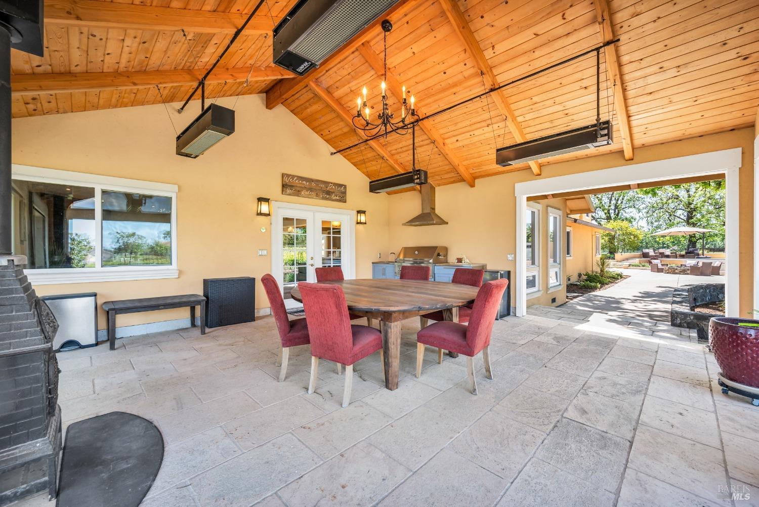 Detail Gallery Image 46 of 79 For 3950 Black Oak Dr, Santa Rosa,  CA 95401 - 4 Beds | 4/1 Baths