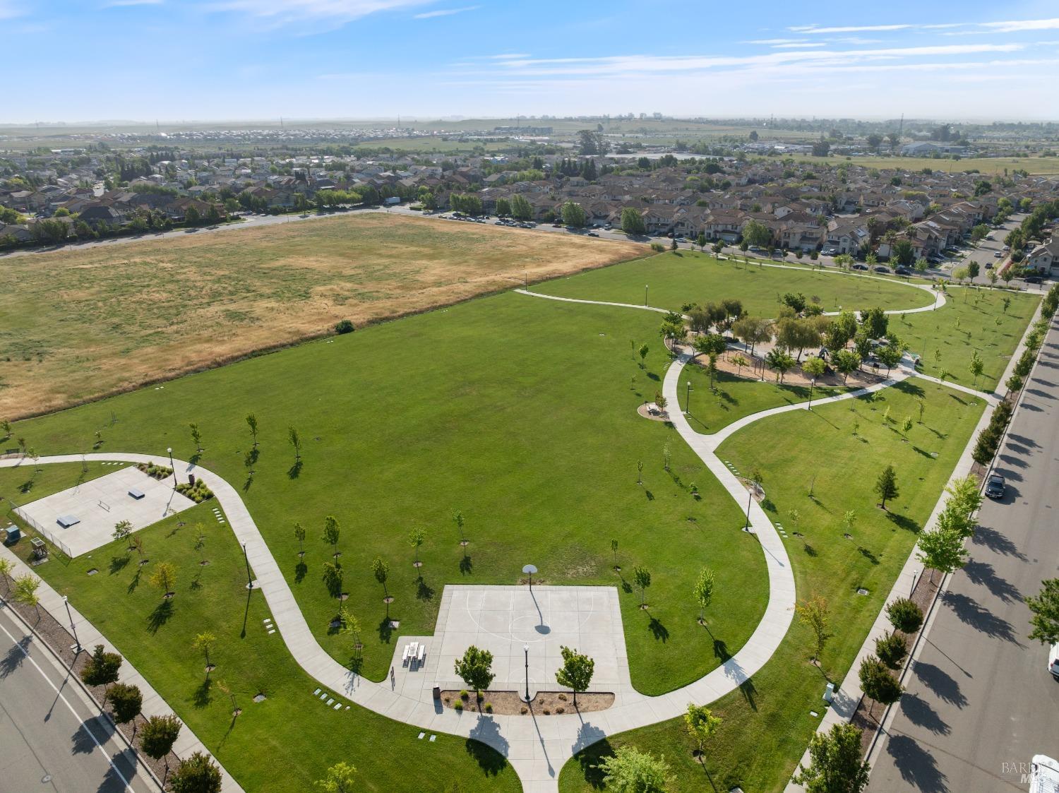 Detail Gallery Image 47 of 51 For 2326 Ray Venning Ct, Fairfield,  CA 94533 - 4 Beds | 3/1 Baths