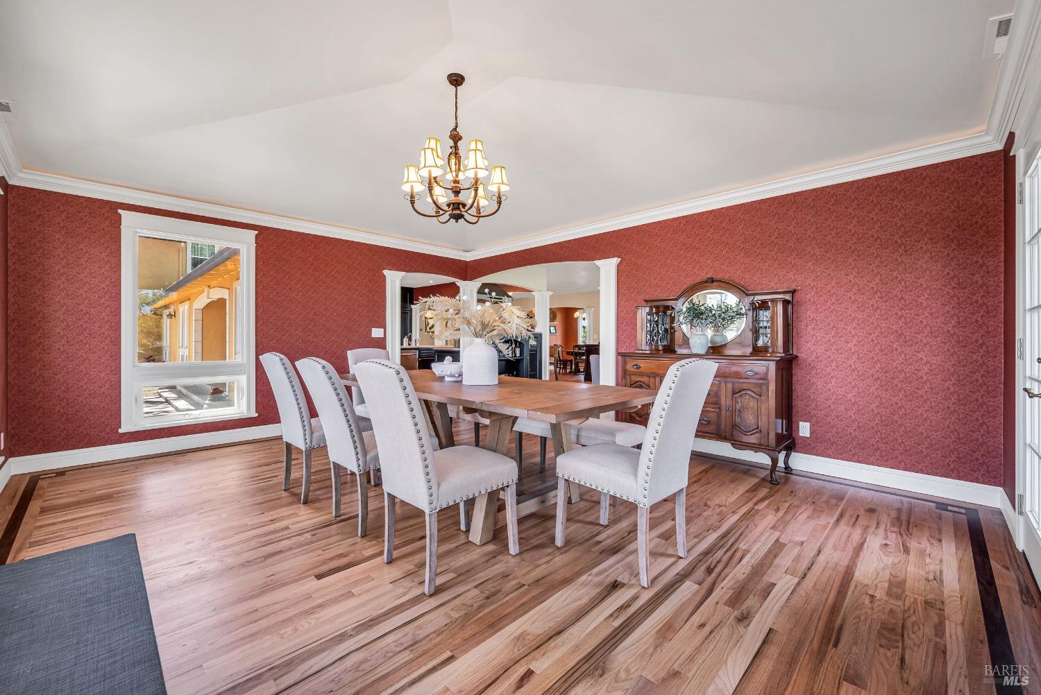 Detail Gallery Image 21 of 79 For 3950 Black Oak Dr, Santa Rosa,  CA 95401 - 4 Beds | 4/1 Baths