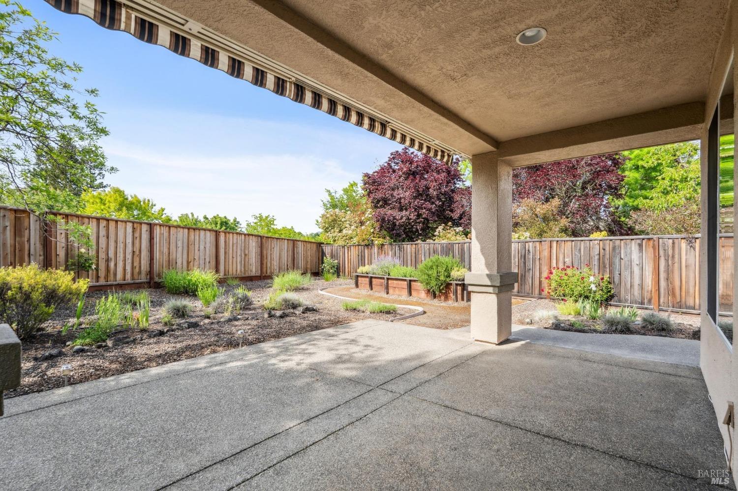 Detail Gallery Image 37 of 42 For 104 Plumeria Ct, Cloverdale,  CA 95425 - 2 Beds | 2 Baths