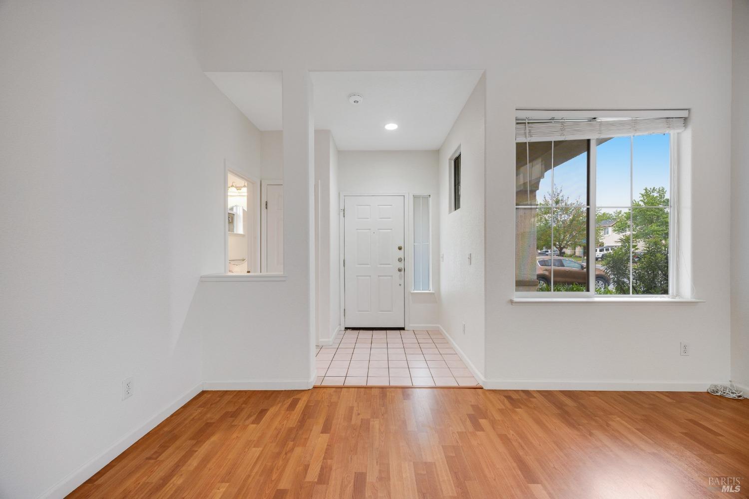 Detail Gallery Image 12 of 72 For 2916 Park Meadow Dr, Santa Rosa,  CA 95407 - 3 Beds | 2/1 Baths