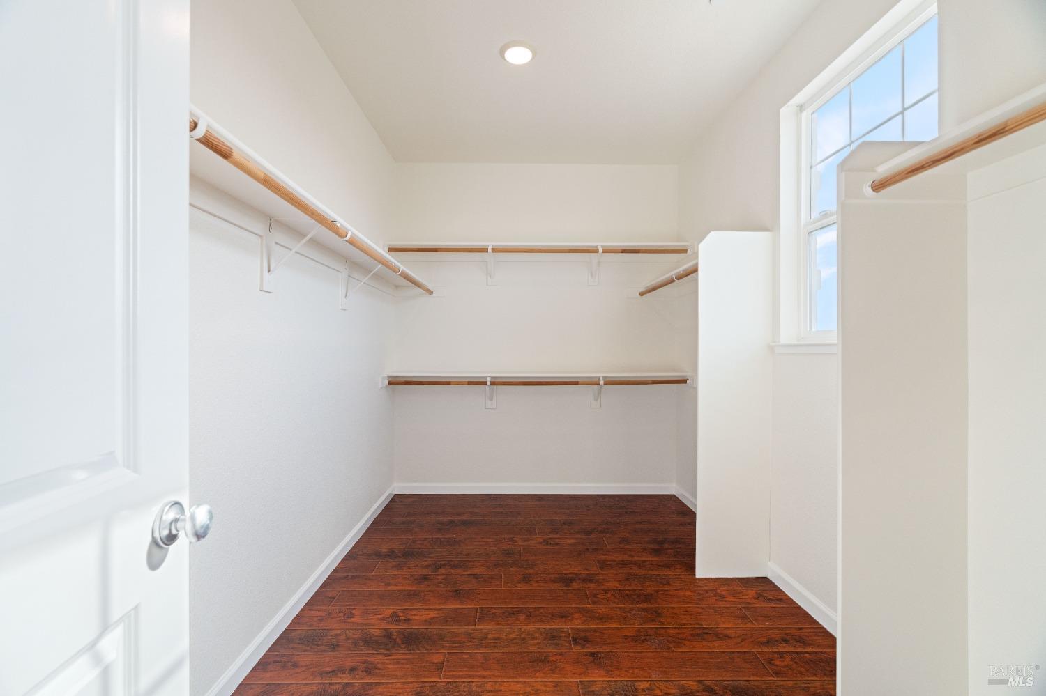Detail Gallery Image 38 of 51 For 2326 Ray Venning Ct, Fairfield,  CA 94533 - 4 Beds | 3/1 Baths