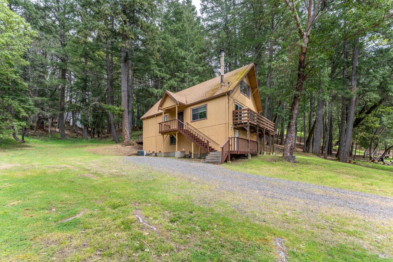 Detail Gallery Image 1 of 1 For 1497 Archer Pl, Willits,  CA 95490 - 3 Beds | 2 Baths