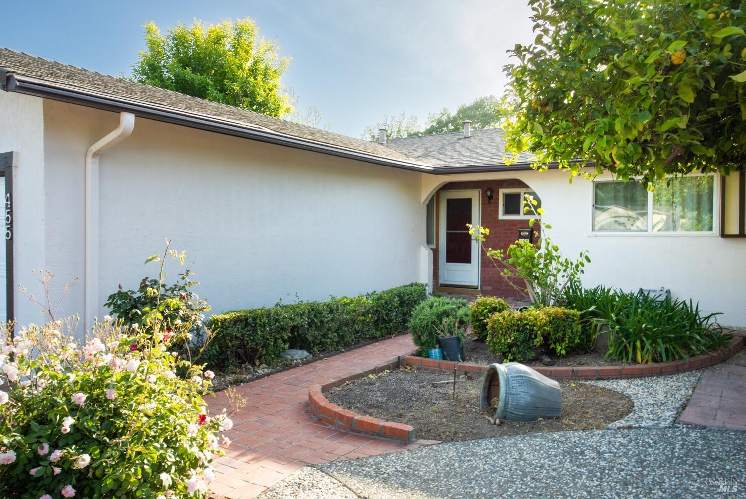 Detail Gallery Image 3 of 35 For 455 Priddy Dr, Dixon,  CA 95620 - 4 Beds | 2 Baths