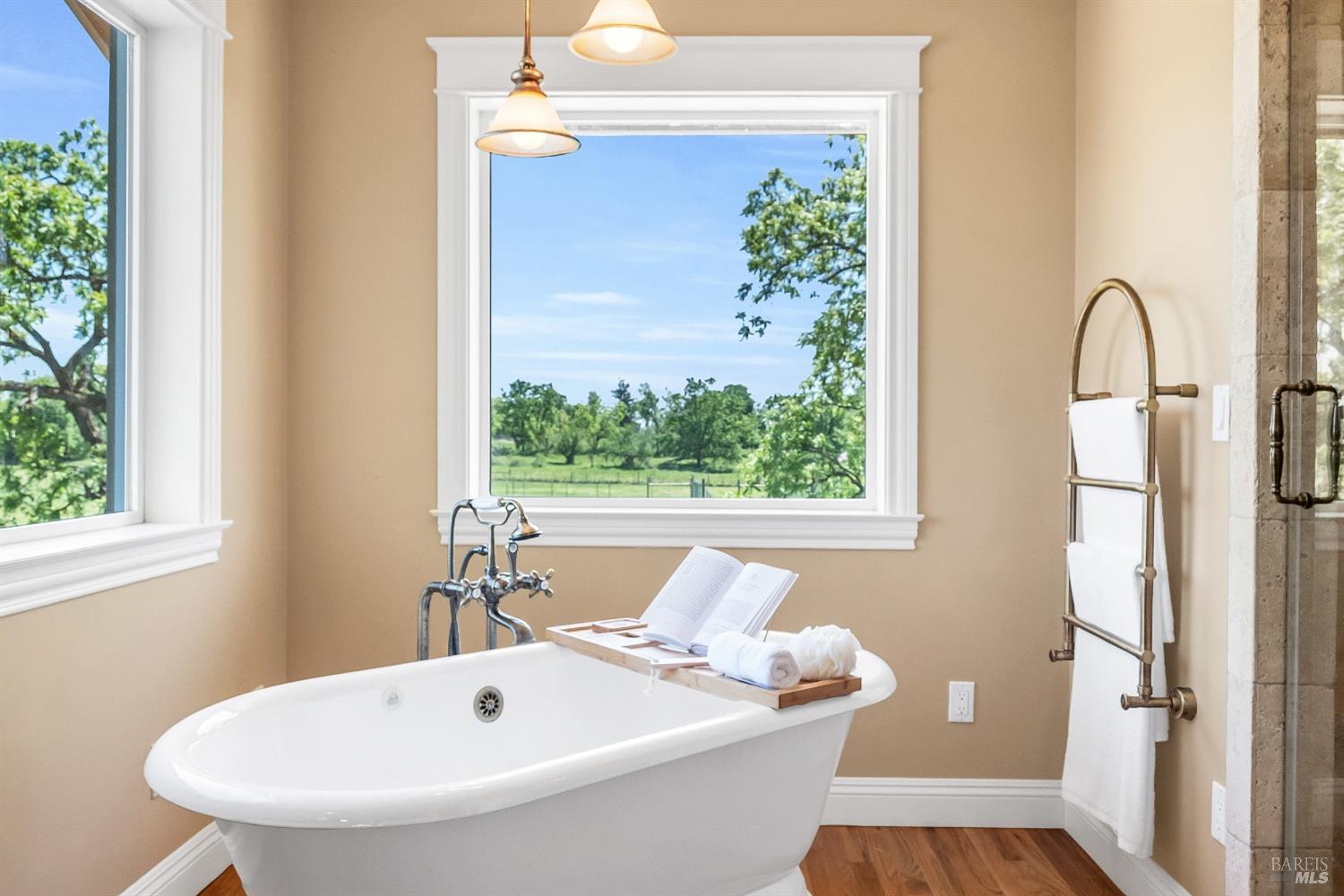 Detail Gallery Image 44 of 79 For 3950 Black Oak Dr, Santa Rosa,  CA 95401 - 4 Beds | 4/1 Baths