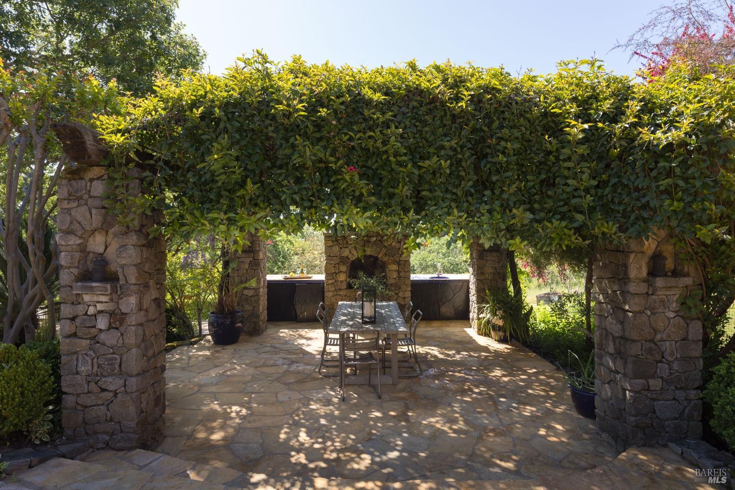 Detail Gallery Image 51 of 61 For 15244 Arnold Dr, Glen Ellen,  CA 95442 - 5 Beds | 5/1 Baths