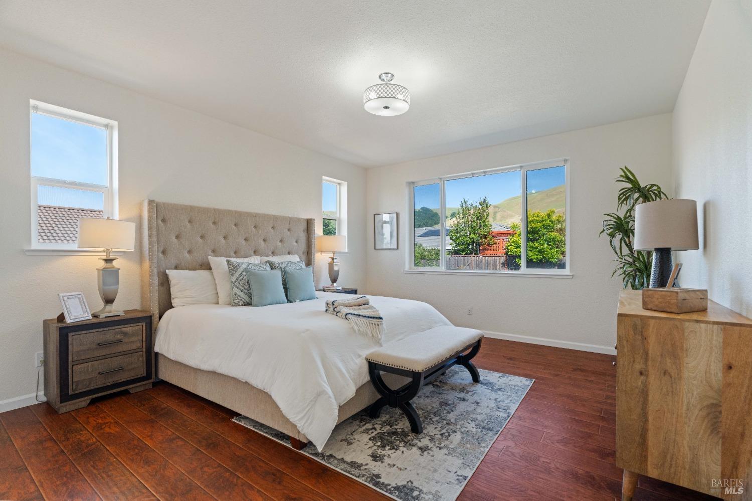Detail Gallery Image 31 of 51 For 2326 Ray Venning Ct, Fairfield,  CA 94533 - 4 Beds | 3/1 Baths