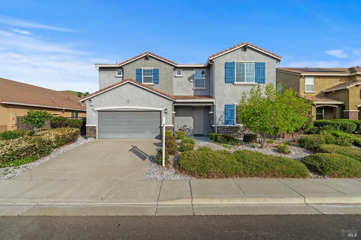 Detail Gallery Image 2 of 51 For 2326 Ray Venning Ct, Fairfield,  CA 94533 - 4 Beds | 3/1 Baths