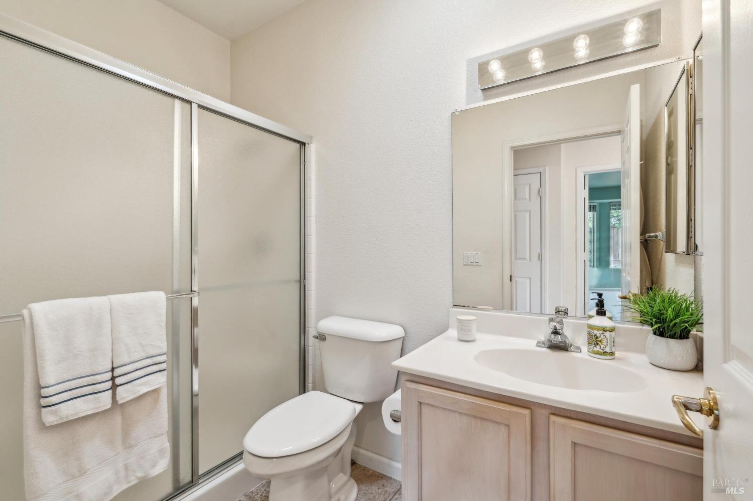 Detail Gallery Image 30 of 42 For 104 Plumeria Ct, Cloverdale,  CA 95425 - 2 Beds | 2 Baths