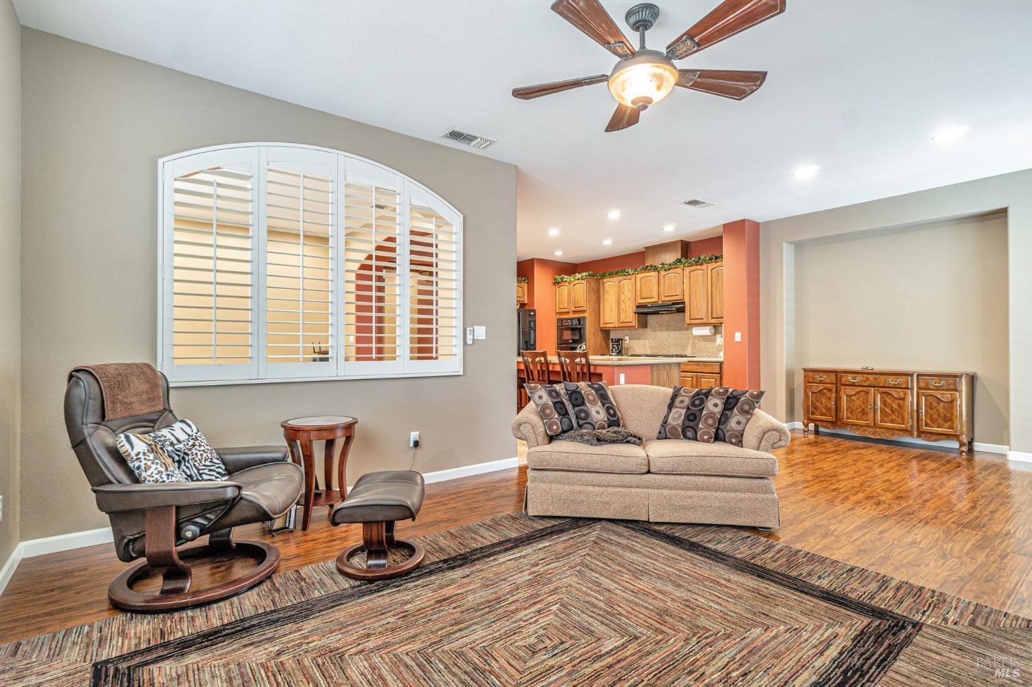 Red Sunset Court, Vacaville, California image 12