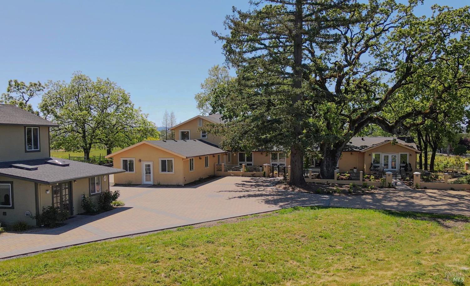 Detail Gallery Image 61 of 79 For 3950 Black Oak Dr, Santa Rosa,  CA 95401 - 4 Beds | 4/1 Baths