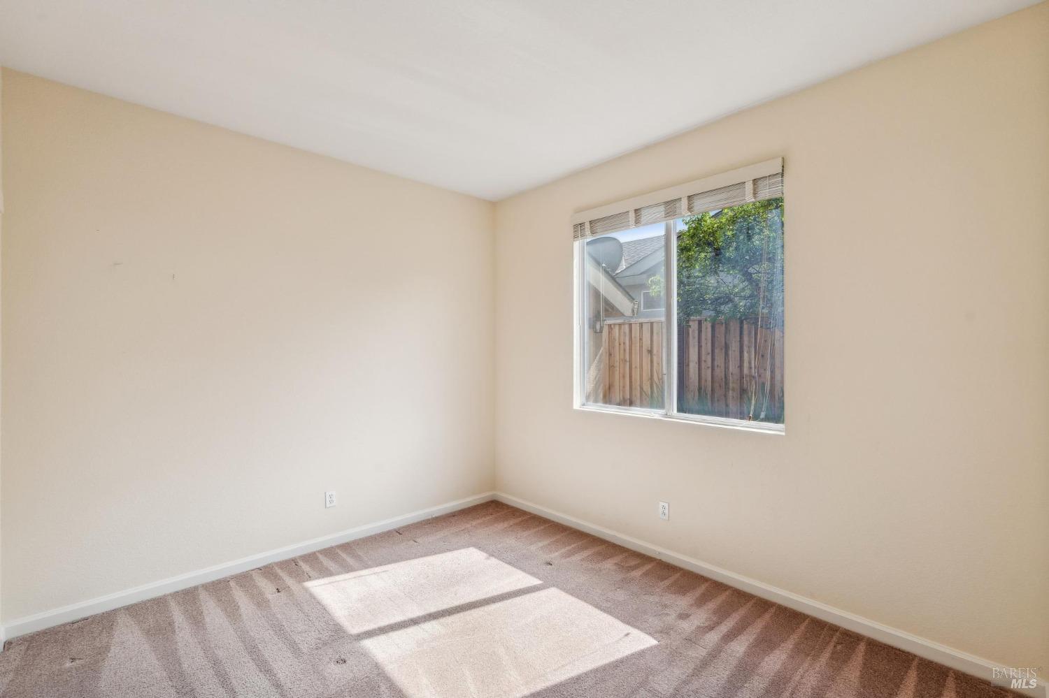 Detail Gallery Image 28 of 42 For 104 Plumeria Ct, Cloverdale,  CA 95425 - 2 Beds | 2 Baths