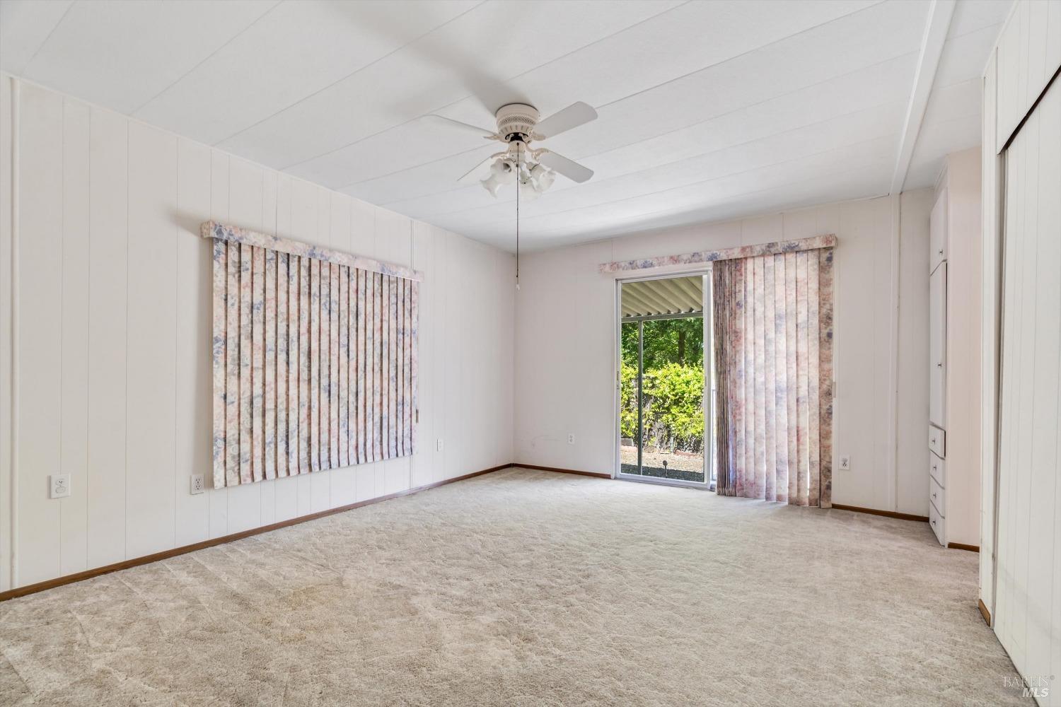 Detail Gallery Image 10 of 16 For 222 Arboleda Dr, Santa Rosa,  CA 95401 - 2 Beds | 2 Baths