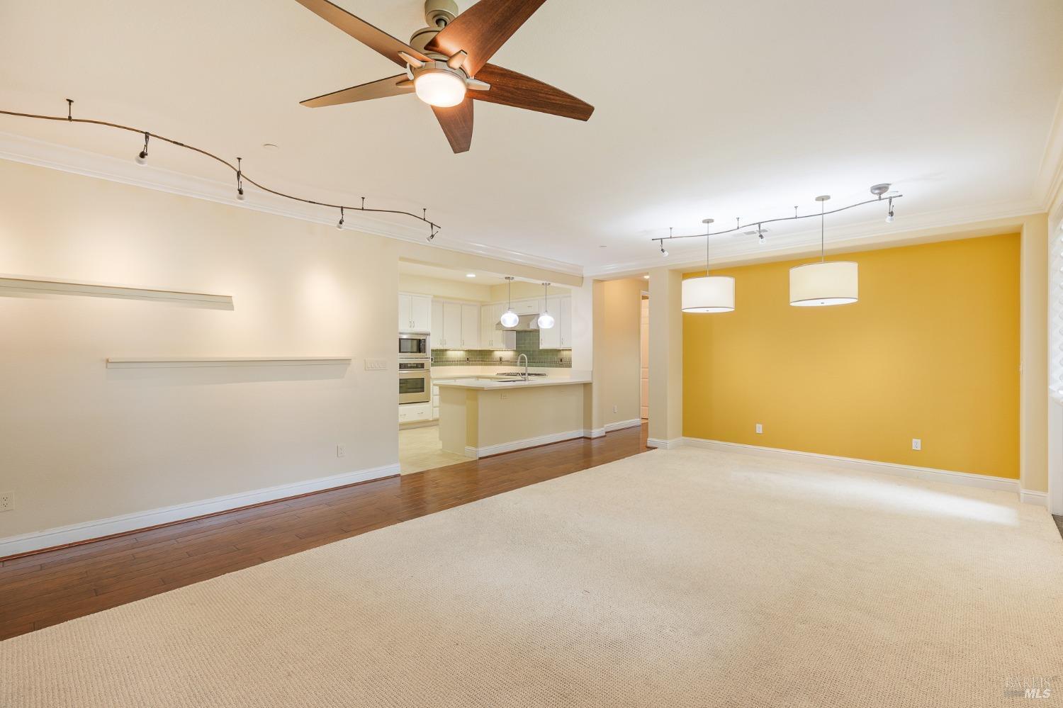 Detail Gallery Image 16 of 42 For 1105 Azuar Ave, Vallejo,  CA 94592 - 3 Beds | 2 Baths