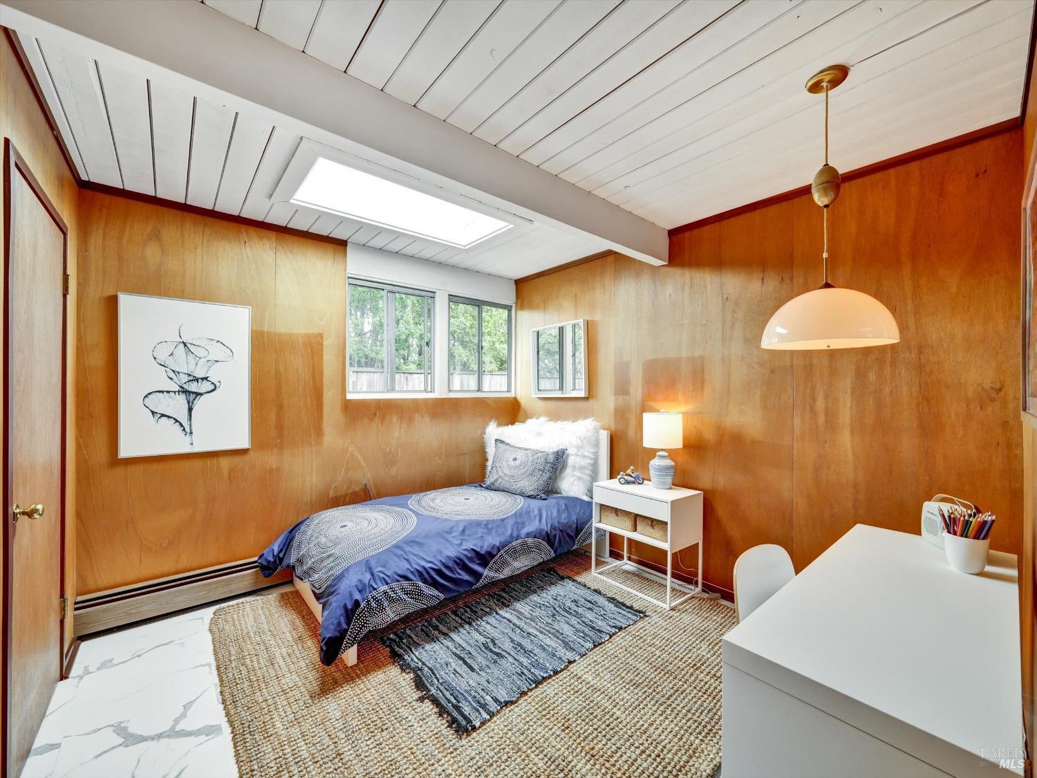 Detail Gallery Image 11 of 25 For 628 Bamboo Ter, San Rafael,  CA 94903 - 3 Beds | 2 Baths