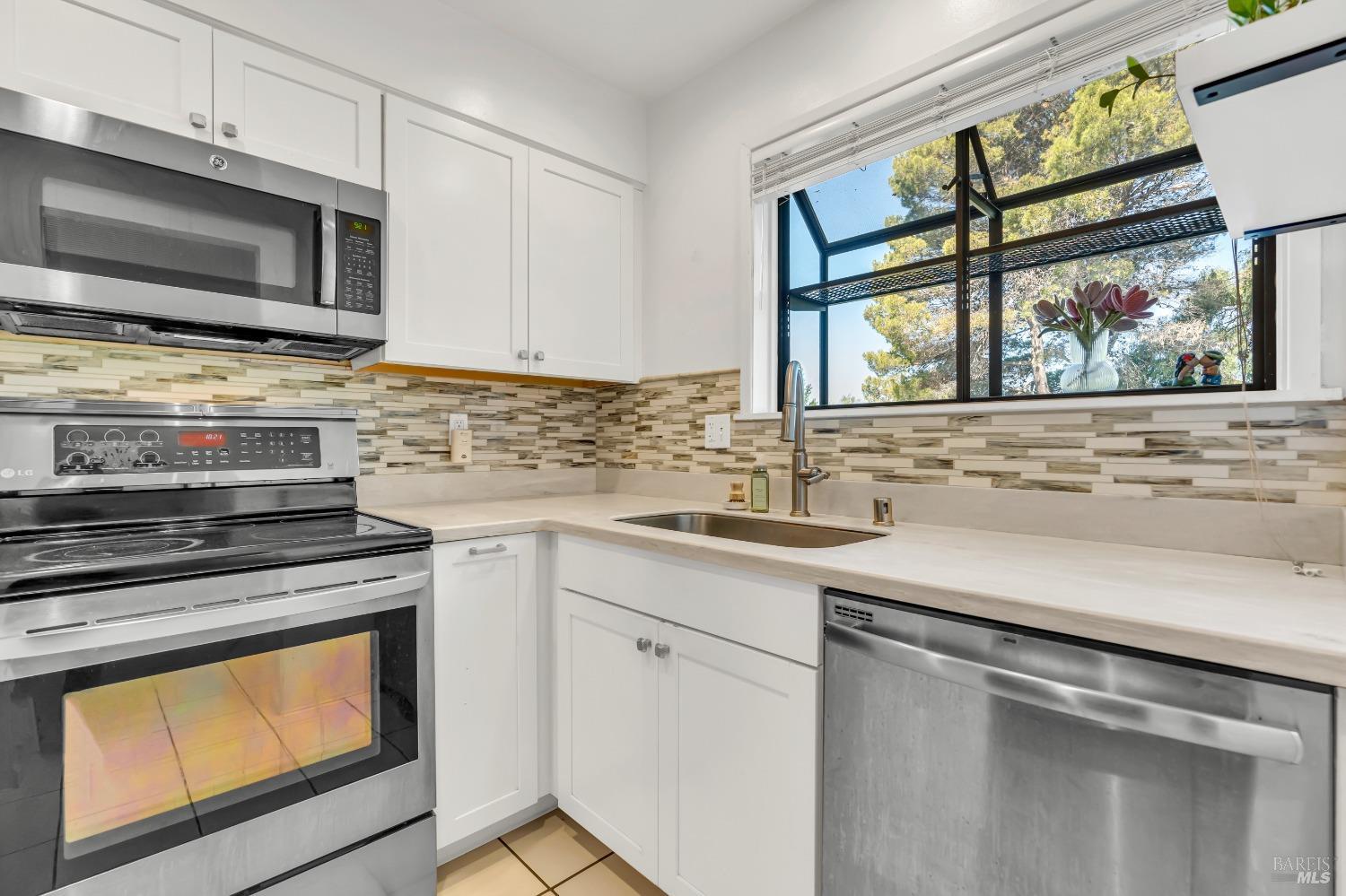 Southampton Road #160, Benicia, California image 7