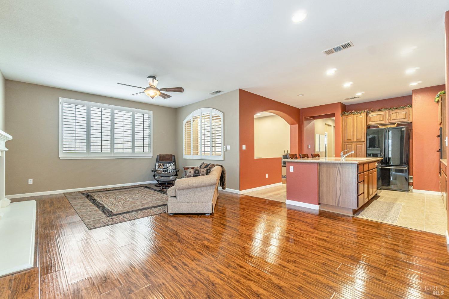 Red Sunset Court, Vacaville, California image 14