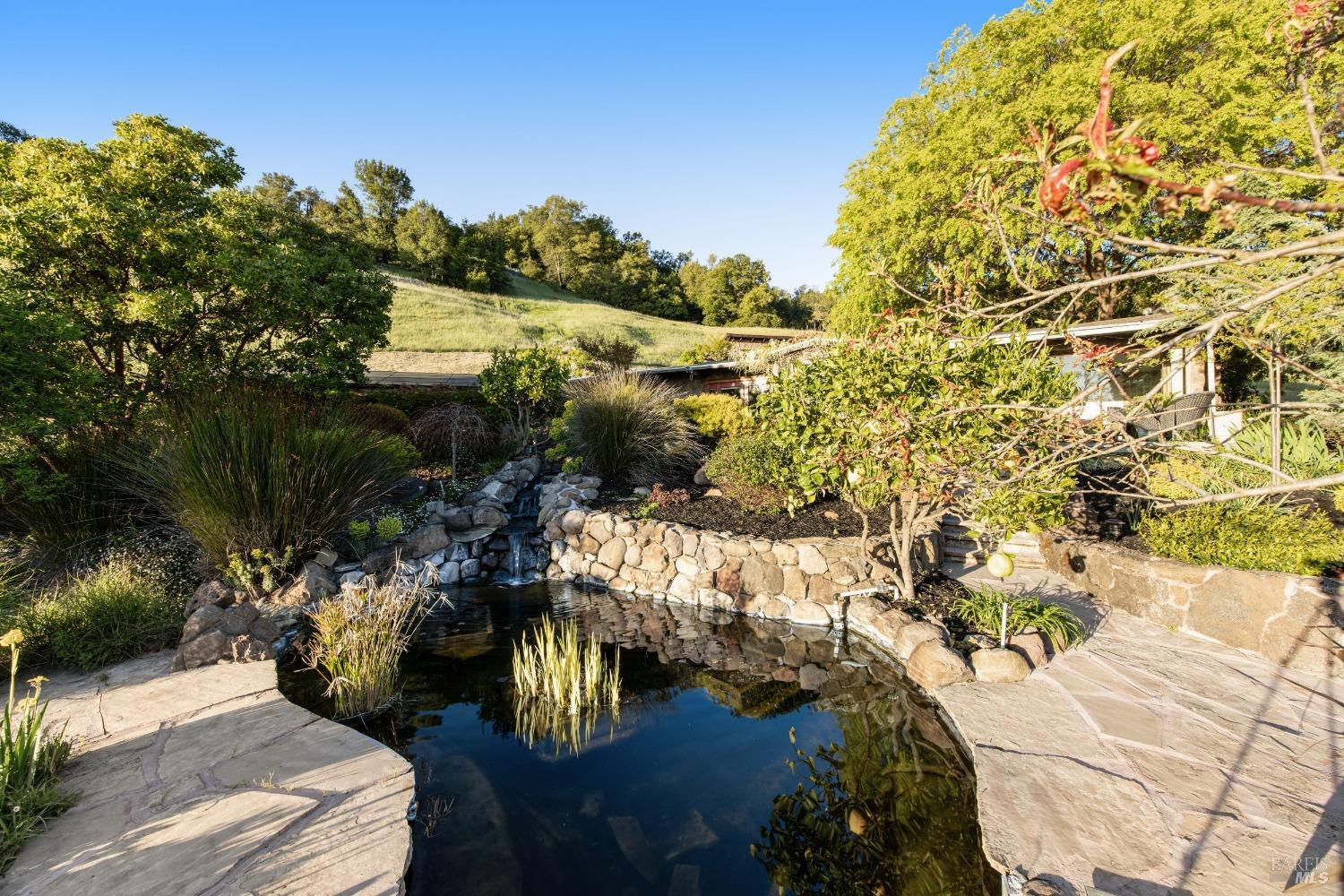 Detail Gallery Image 78 of 95 For 6960 Round Oak Rd, Penngrove,  CA 94951 - 3 Beds | 3 Baths