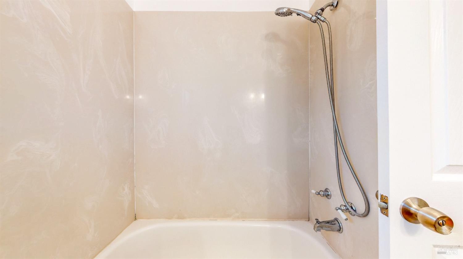 Detail Gallery Image 30 of 57 For 1245 Kerney St, Santa Rosa,  CA 95401 - 3 Beds | 2 Baths