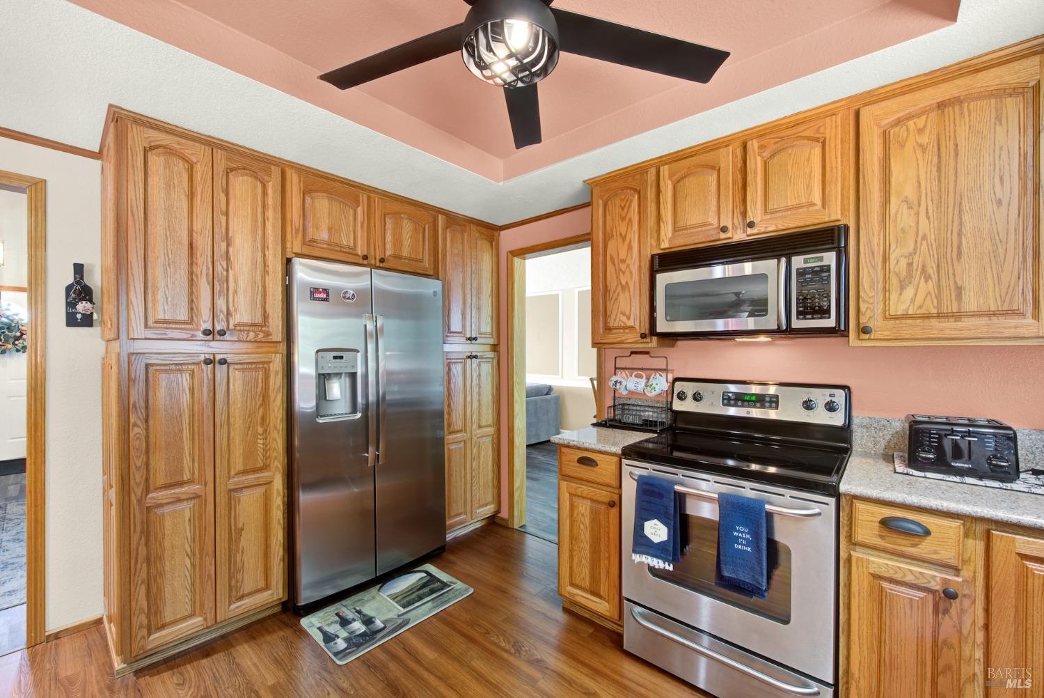 Detail Gallery Image 13 of 43 For 575 Gregory Dr, Vacaville,  CA 95687 - 4 Beds | 2/1 Baths