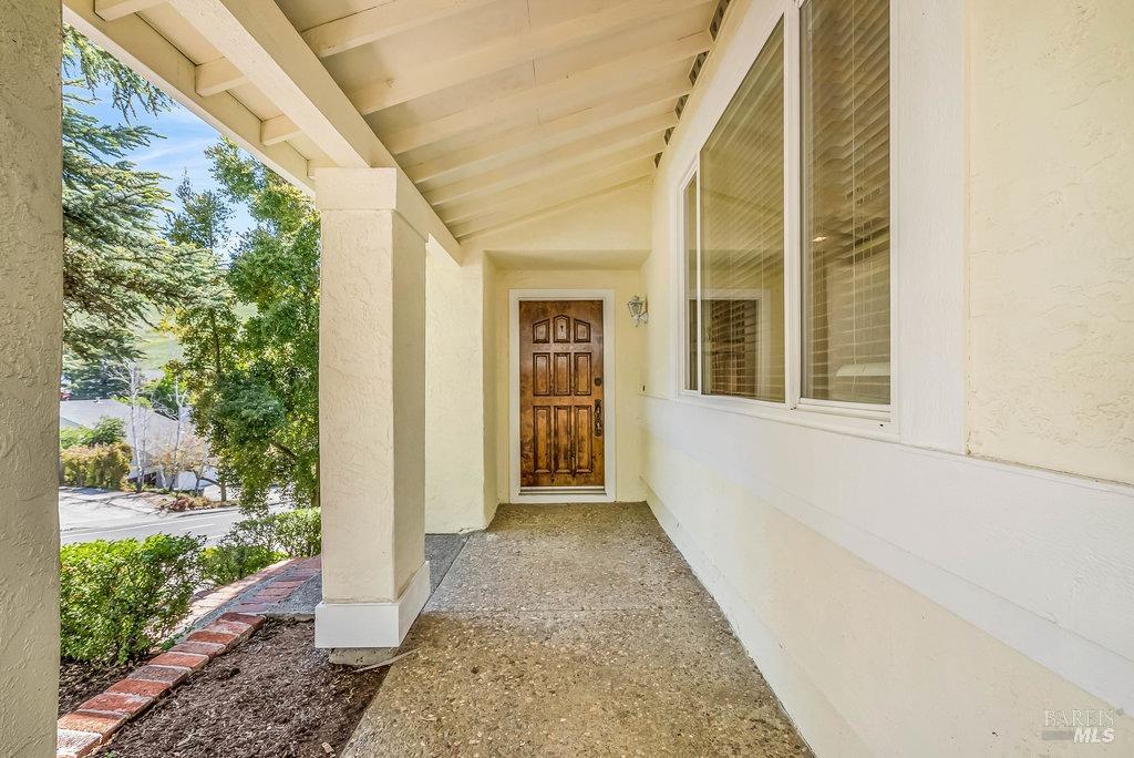 Detail Gallery Image 4 of 90 For 937 Bolton Cir, Benicia,  CA 94510 - 4 Beds | 3 Baths