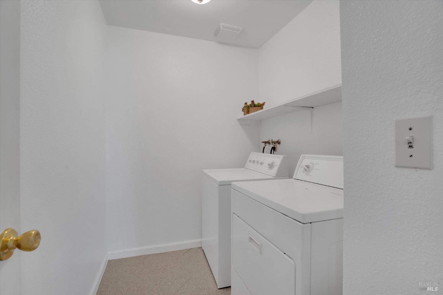 Detail Gallery Image 15 of 23 For 800 Spoonbill Ln, Suisun City,  CA 94585 - 3 Beds | 2 Baths
