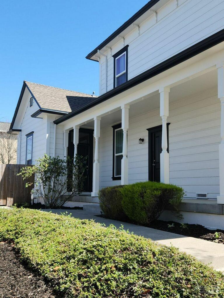 Detail Gallery Image 4 of 16 For 1355 Kawana Ter, Santa Rosa,  CA 95404 - 3 Beds | 2 Baths