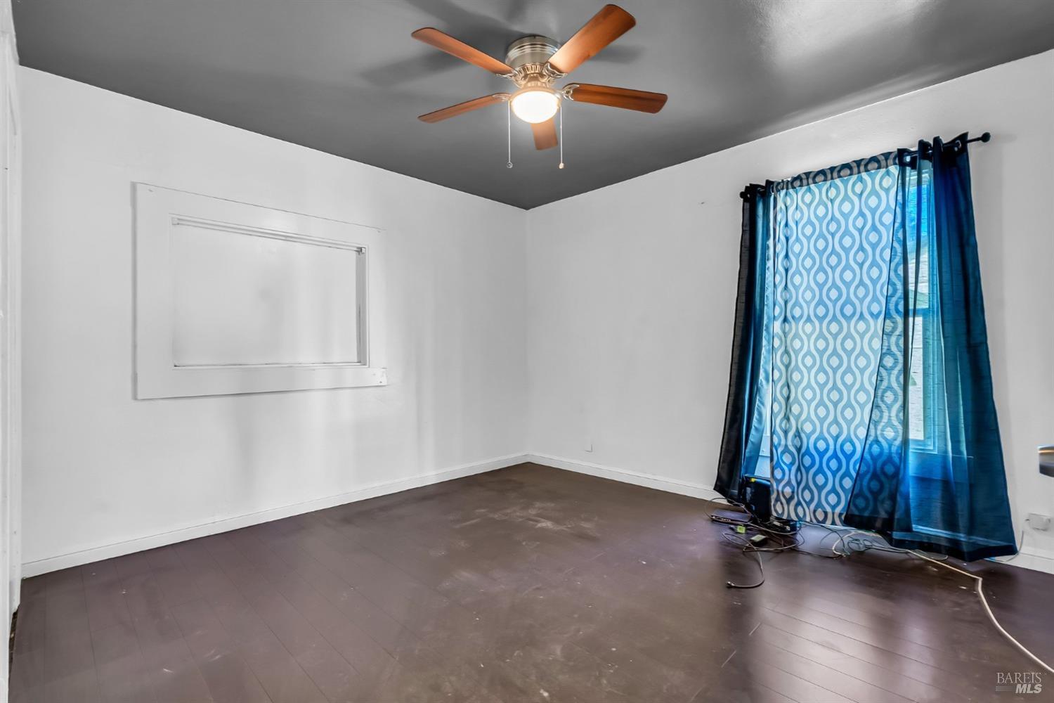 Detail Gallery Image 14 of 59 For 2322 Georgia St, Vallejo,  CA 94590 - 3 Beds | 2 Baths